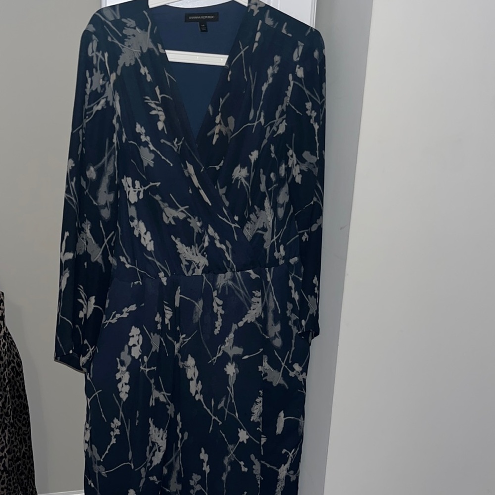 Size 14 Banana Republic dress